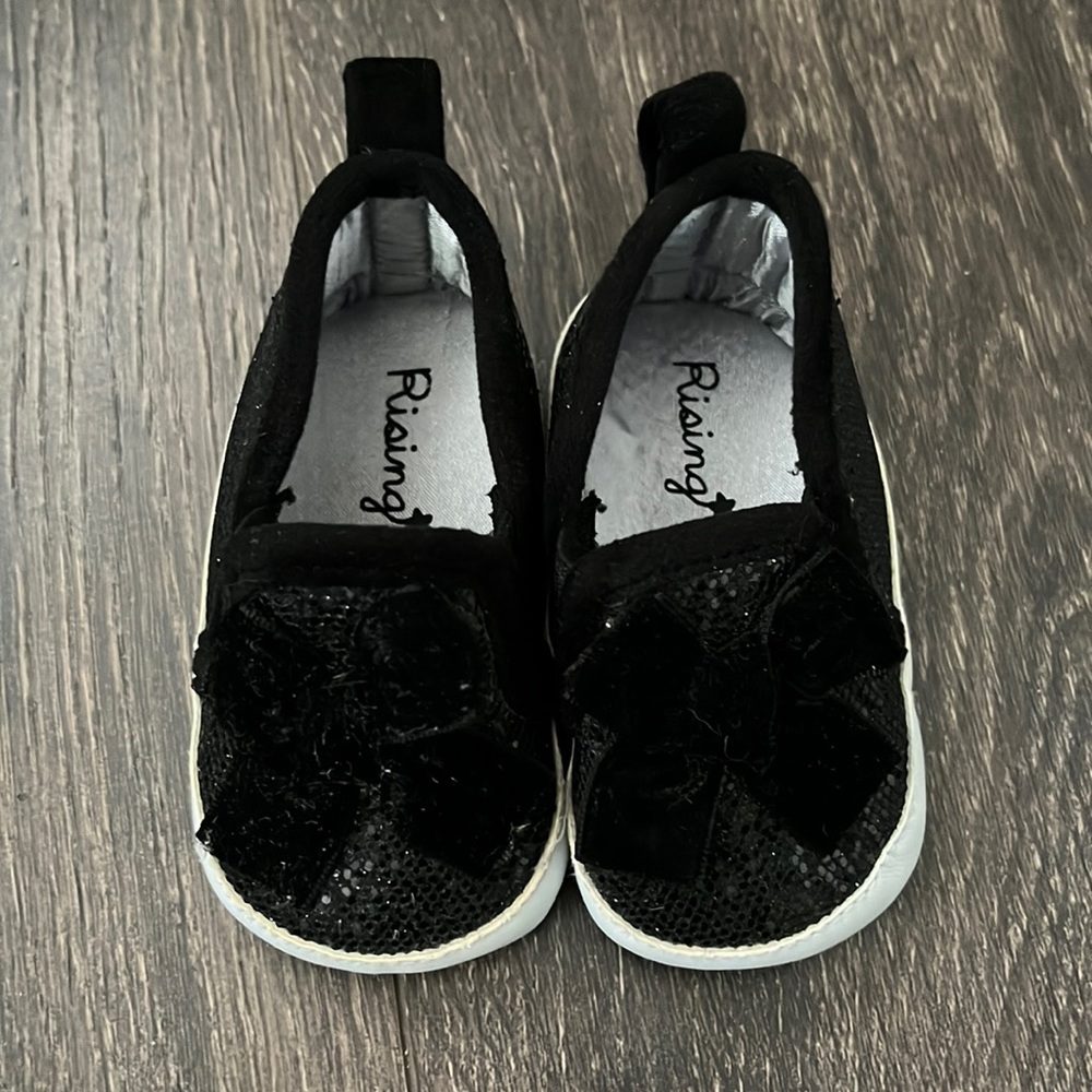 🍭4/$10 Rising Star Baby Shoes